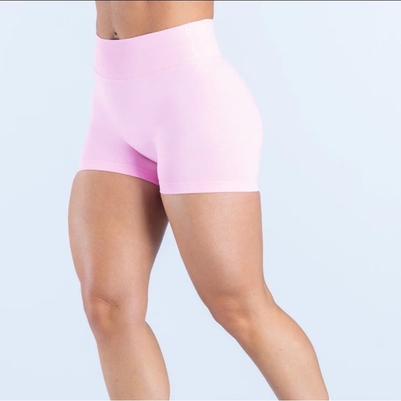 Dfyne Pants - DFYNE Dynamic Shorts - Light Rose Pink